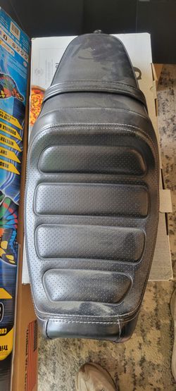 Harley sportster roadster seat