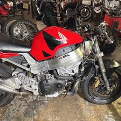 Honda Cbr 929 Stunt Bike Getting Rare Nice Bike Great Bar Hopper Have To Have Four Eyes so the shuttle you bought rugs what you just lost the ront of 