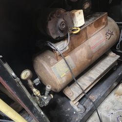 Air Compressor 