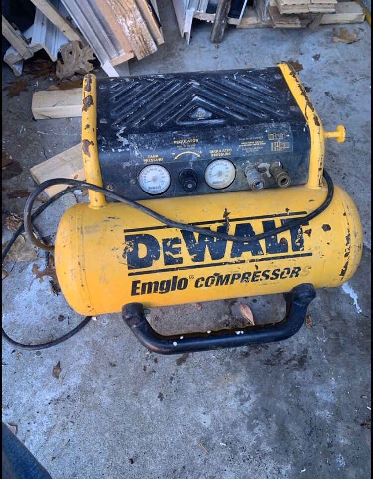 Good working Dewalt Compressor