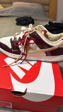 Woman’s Nike dunk low lx