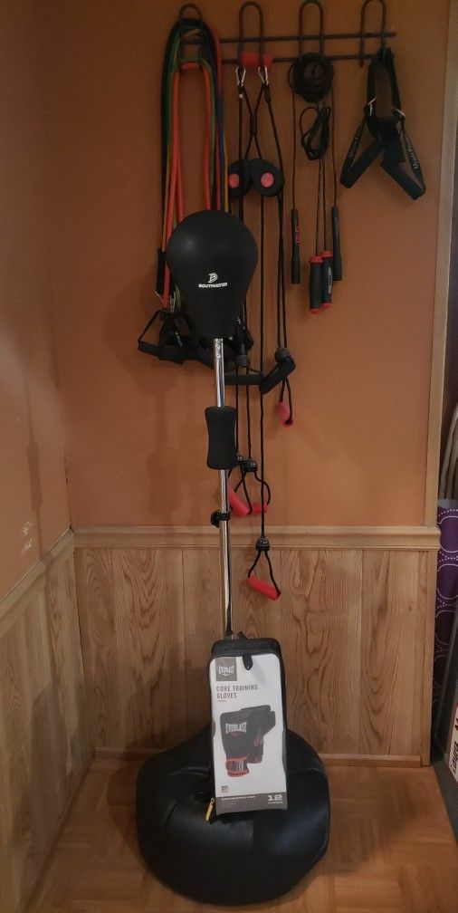 Punching Bag with Stand with boxing gloves