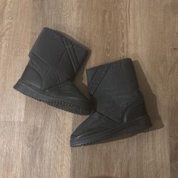 Snow Boots 