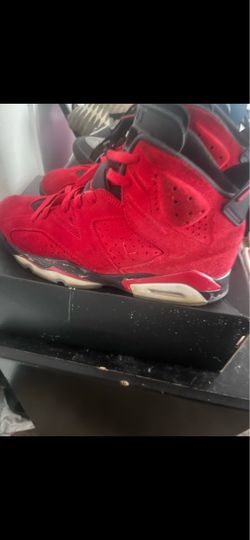 Air Jordan 6 Retro Toro Bravo Sneakers