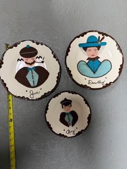 Vintage decorative felt plates