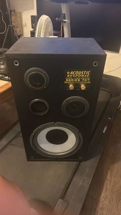 Acoustic 707 speaker