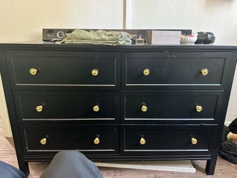 Great condition Black and Gold  Dresser