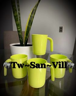 Tupperware Ilumina mugs