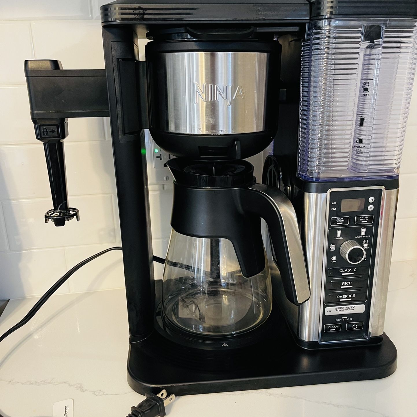 Ninja CM401 Specialty 10-Cup Coffee Maker, with 4 Brew Styles for Ground  Coffee, Built-in Water Reservoir, Fold-Away Frother & Glass Carafe, Black  for Sale in Mount Vernon, NY - OfferUp