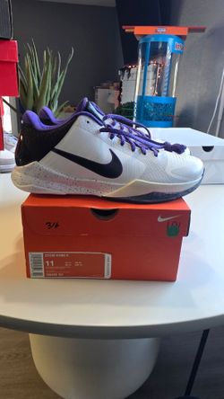 Nike Zoom Kobe V Sneakers Size 11