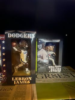 LeBron James dodgers bobblehead read description