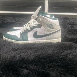 AIR JORDAN 1 RETRO MID SE
