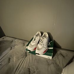 BMW PUMAS Men Size 10.5
