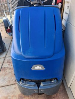 34"BATTERY CARPE VACCUM / SWEEPER