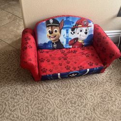 Delta Children 2-in-1 Convertible Cozee Flip-Out Chair