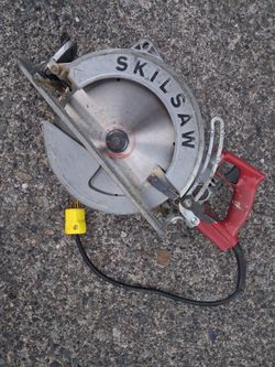 Skil SPT70WM01 10.25in Sawswquatch Timber Saw excellent con. Four pick up fremont sea. No low ball offers please. No trades
