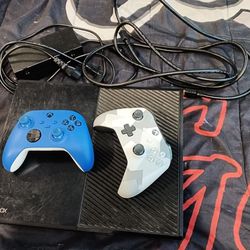 Xbox 1 For Sale ( Will Trade For A MacBook)