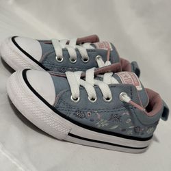 Converse Toddler Size 6