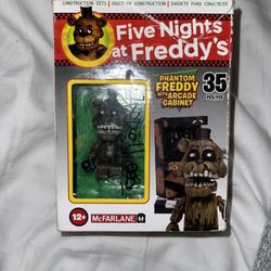 Five Nights At Freddy's Figure 