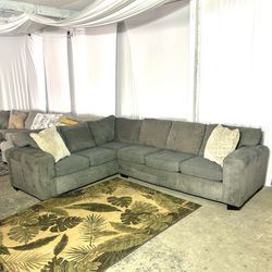 Sectional couch