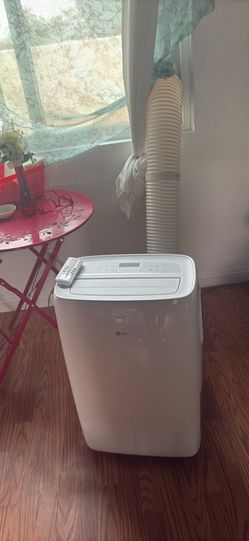 LG LP0721WSR 7,000 BTU Portable Air Conditioner - Excellent Condition + Original Box Description: Lightly used LG 7,000 BTU portable air conditioner (