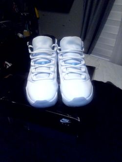 Jordan 11  Columbia's    size. 14
