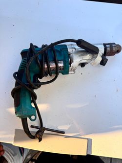 Makita HP2050 Hammer Drill Corded