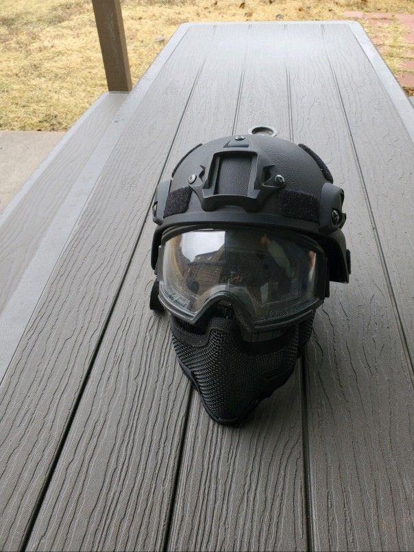 Airsoft Helmet, Googles And Mesh Mask