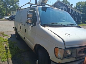 1998 Ford Econo line 350 Bucket truck 5.4l motor with many new parts