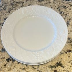 Mikasa English Countryside White Dinner Plates 11”