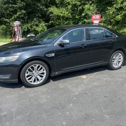 2015 Ford Taurus