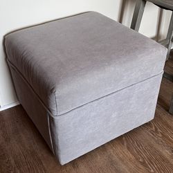 Rolling Ottoman