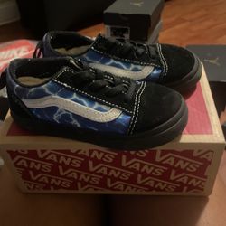 Vans 8C 