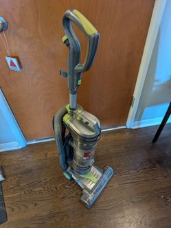 Light weight vacuum