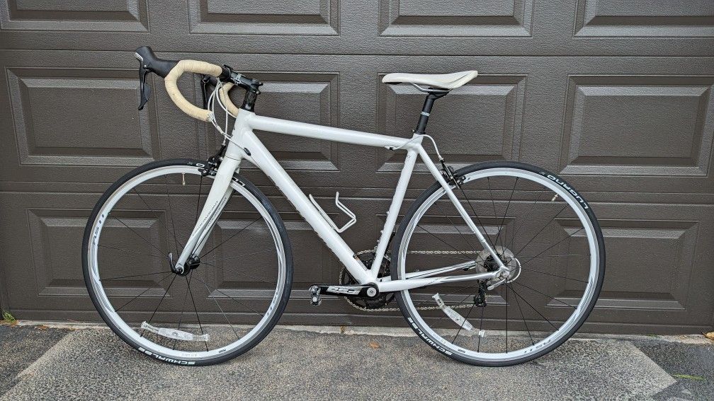 Women's Cannondale CAAD 10 White Road Bike