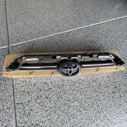 TOYOTA 4RUNNER GRILL