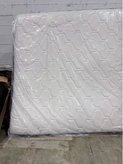 King mattress pillowtop display