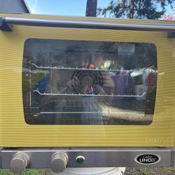 Cadco XAF-103 LineChef Cristina Electric Countertop Convection Oven