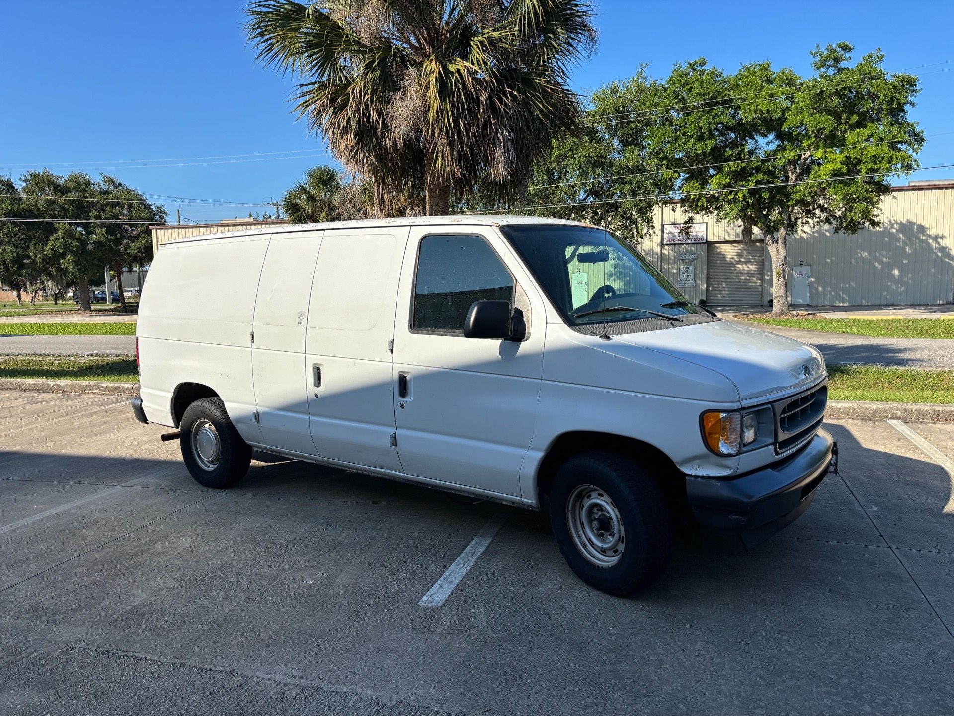 2002 Ford E-150