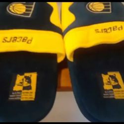 Indiana Pacers Slippers...NEW..... CHECK OUT MY PAGE FOR MORE ITEMS