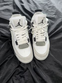 Military 4s