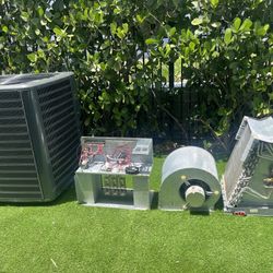 Two year old 4 ton Goodman air condition. AC R410A system perfect working condition.