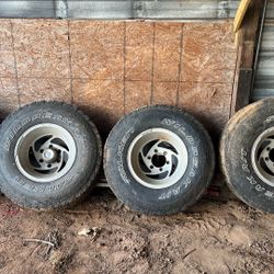 15 Inch Wide Polished Aluminum Wheels And Tires 