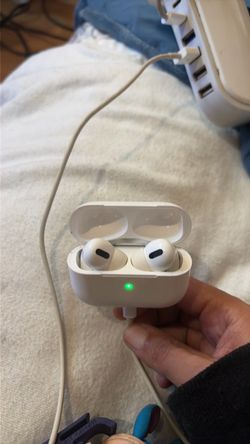 AirPods