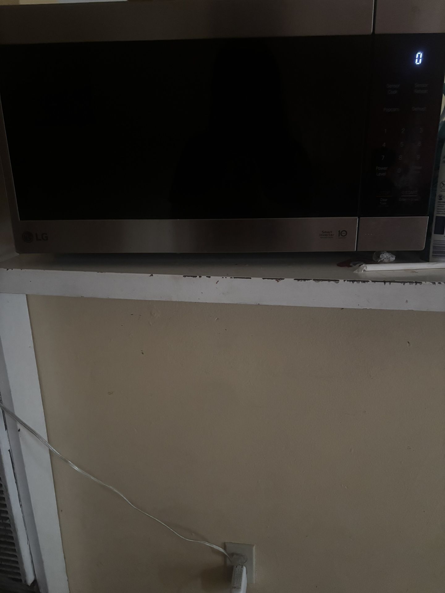 LG. Microwave