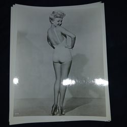 Betty Grable WW2 Photo