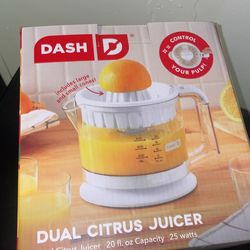 Dash Cirtus Juicer