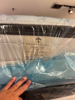 🔥Stearns & foster king mattress $799🔥