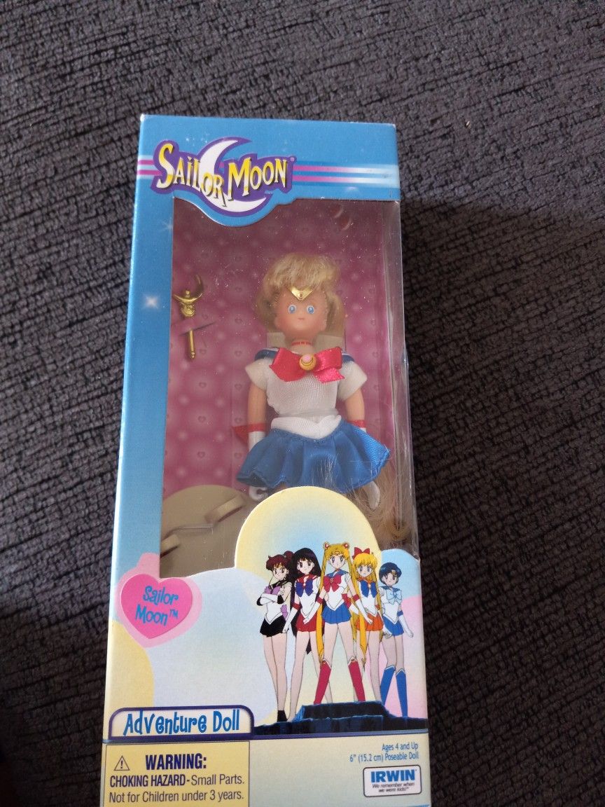 2000 Irwin Toys Sailor Moon Adventure Doll 6" inch 