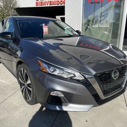 2019 Nissan Altima SR